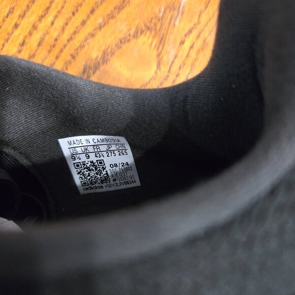 adidas Unisex-Adult F50 League Indoor Soccer Shoe, Black/Iron Metallic/Lucid Red - Picture 5 of 12